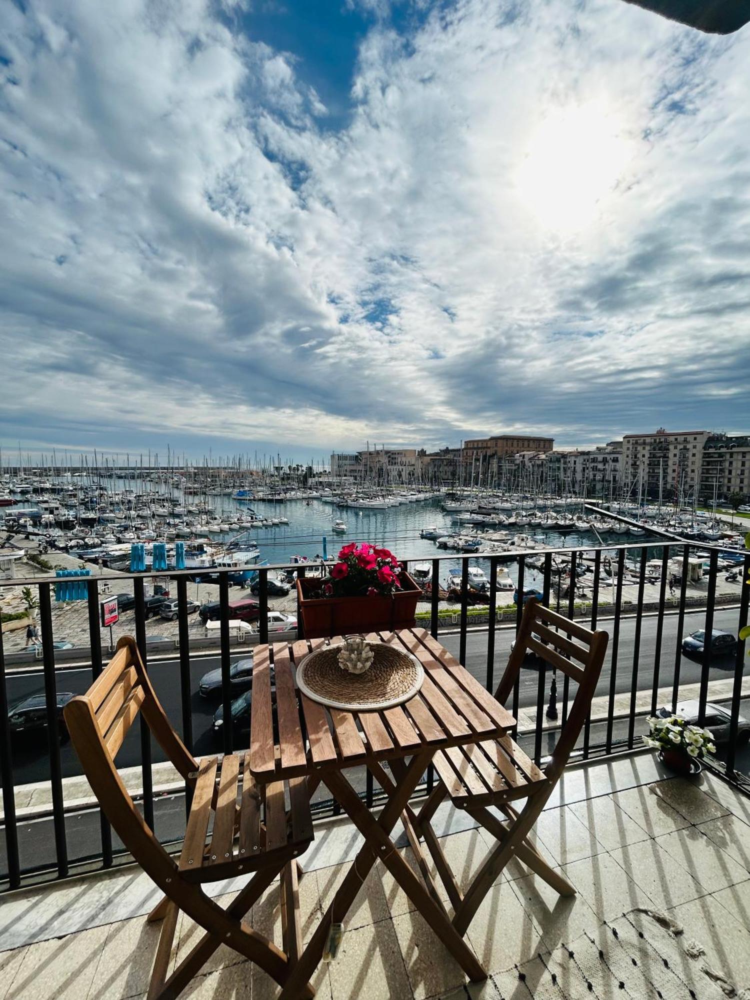 Calamia Apartment Palermo Exterior photo